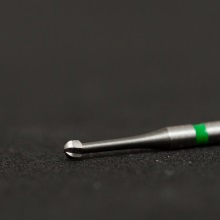 Инструмент твердосплавный, бор, круглый, особо острая насечка для экскавации, тонкая шейка, H1SM, Komet Dental