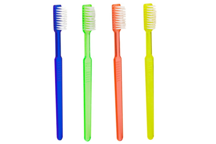 Набор зубных щеток с нанесенной зубной пастой, Revyline