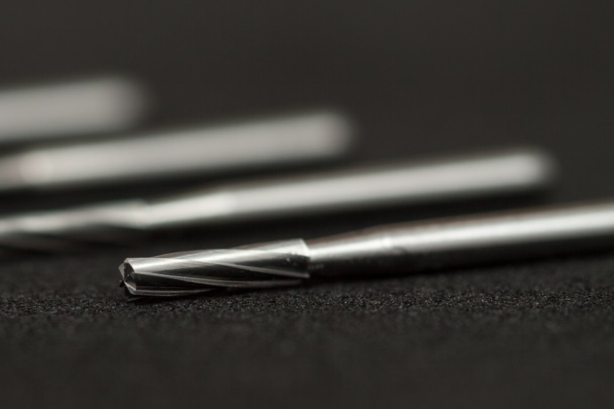 Инструмент твердосплавный, удлиненный цилиндрический бор, H21L, Komet Dental