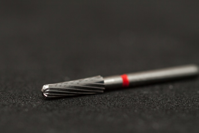 Инструмент твердосплавный, финир, конический покатый уступ, закругленная кромка, 12 режущих граней, H336, Komet Dental