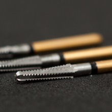 Инструмент твердосплавный для обработки титана, конический плечевой уступ, закругленная кромка, H847KRG, Komet Dental