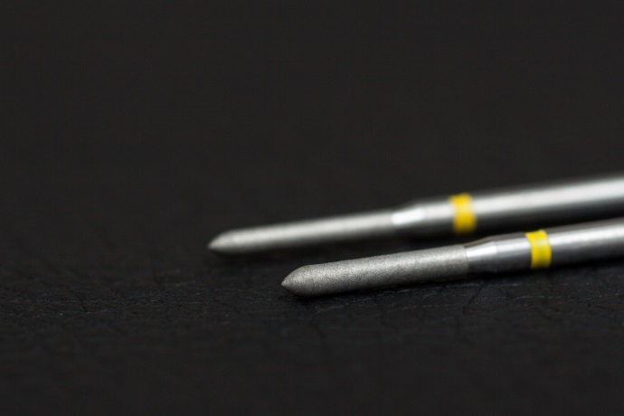 Инструмент алмазный для препарирования, параллельный покатый уступ, торпеда, 878EF, Komet Dental