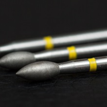 Инструмент алмазный для препарирования, почка, для обработки окклюзионных/лингвальных поверхностей, 368EF, Komet Dental