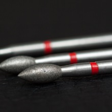 Инструмент алмазный для препарирования, почка, для обработки окклюзионных/лингвальных поверхностей, 8368, Komet Dental