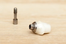 Изготовление индивидуальных абатментов из оксида циркония (IPS e.max ZirCAD) с титановым (Ti) основанием